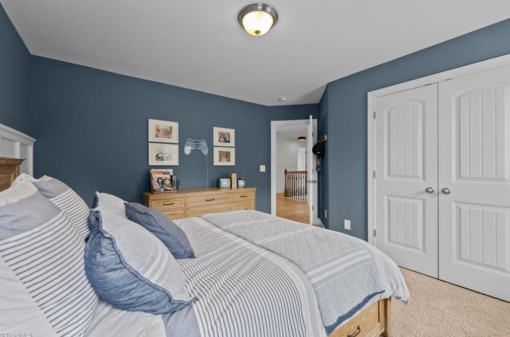 1064 Falkirk Dr, Burlington NC 27215 exterior