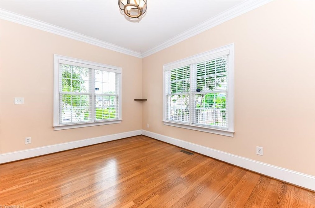 3301 Wynnfield Dr, High Point NC 27265-9587 exterior