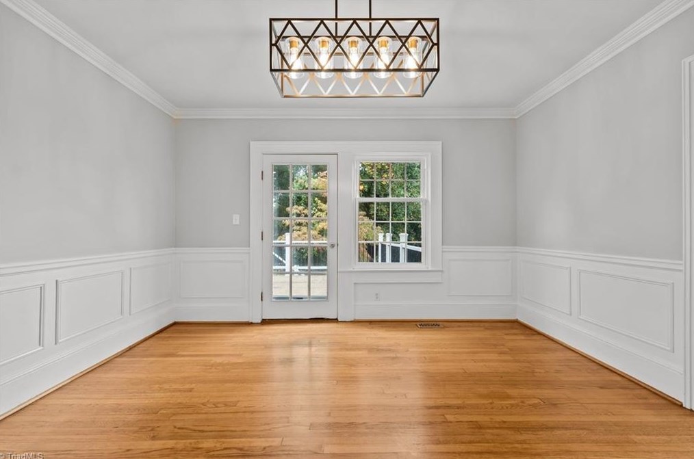 230 Rolling Rd, Burlington NC 27217-2504 exterior