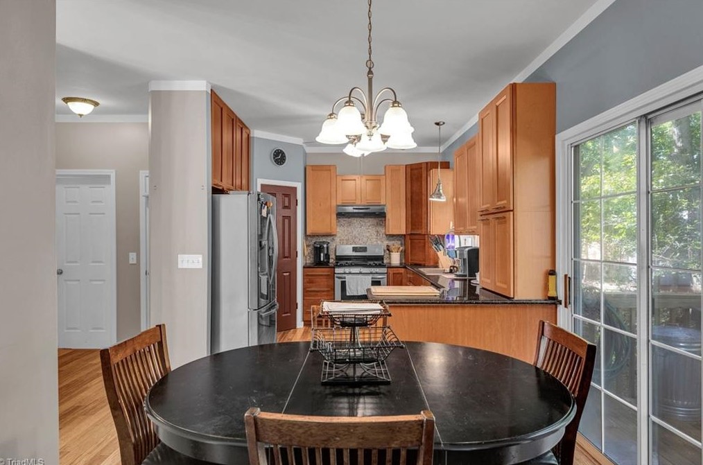 3837 Windstream Way, Jamestown NC 27282-7709 exterior