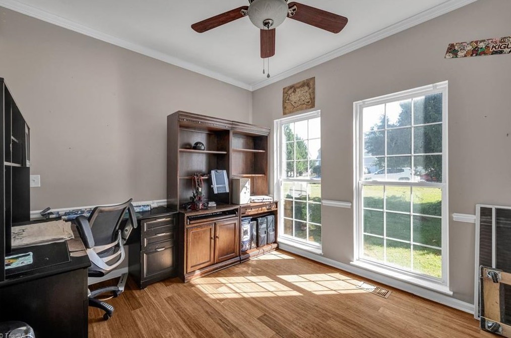 3837 Windstream Way, Jamestown NC 27282-7709 exterior