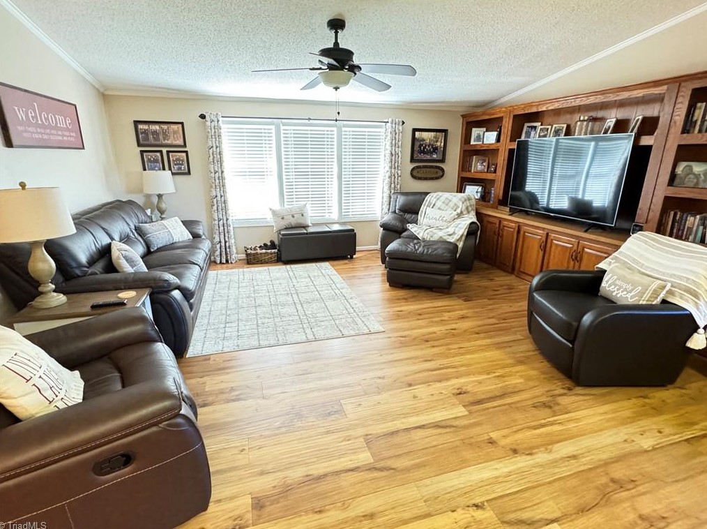 3420 Swan Creek Rd, Jonesville, NC 28642