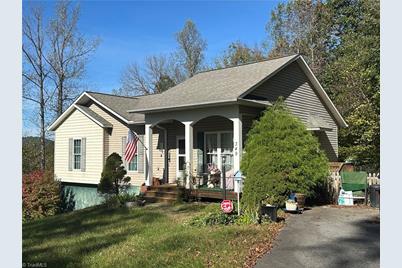 349 Robins Wood Court, Moravian Falls, NC 28654 - Photo 1