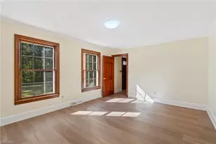 664 Spring St, Walnut Cove, NC 27052 - Photo 9