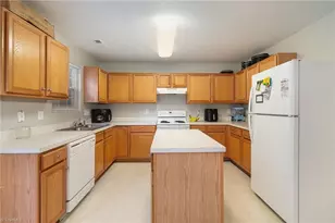 1412 Hanford Hills Rd, Graham, NC 27253 - Photo 7