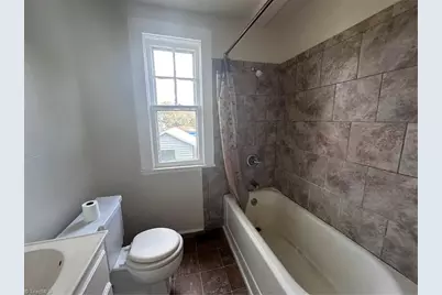 180 Hooper Avenue, Yanceyville, NC 27379 - Photo 11