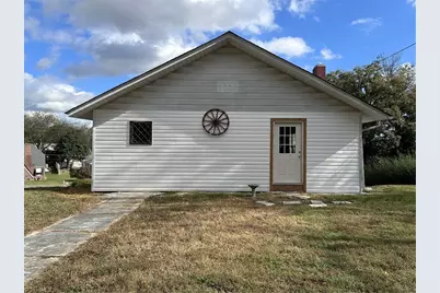 180 Hooper Avenue, Yanceyville, NC 27379 - Photo 1