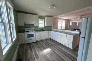 180 Hooper Ave, Yanceyville, NC 27379 - Photo 13