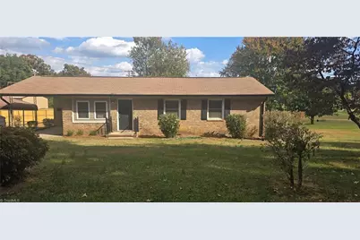 2602 Assembly Road, Greensboro, NC 27405 - Photo 1