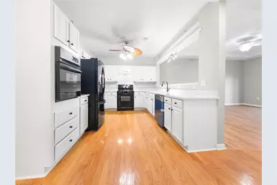 605 W Market Street #210, Greensboro, NC 27401 - Photo 21