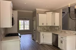 1000 Kelwyn Ln, Lewisville, NC 27023 - Photo 7