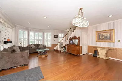 301 Virginia Drive, Yadkinville, NC 27055 - Photo 7