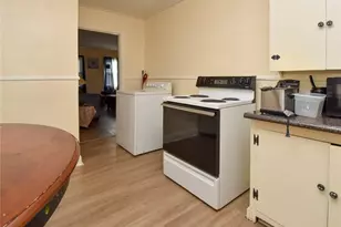 521 E 25th St, Winston-Salem, NC 27101 - Photo 9