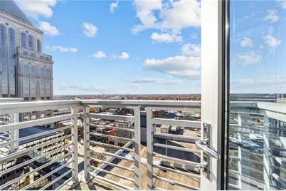 201 N Elm Street #1001, Greensboro, NC 27401 - Photo 3