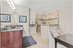 201 N Elm St, Greensboro, NC 27401 - Photo 29
