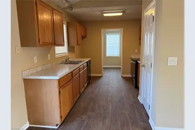 3007 Brookrun Drive, Jamestown, NC 27282 - Photo 5