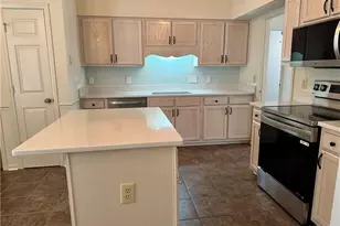 3973 Cobblestone Bend Dr, High Point, NC 27265 - Photo 7