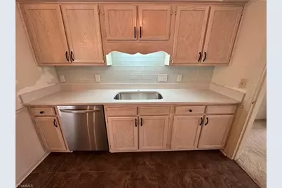 3973 Cobblestone Bend Drive, High Point, NC 27265 - Photo 9