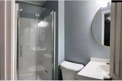 1609 17th Street, Greensboro, NC 27405 - Photo 9