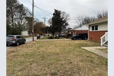 1609 17th Street, Greensboro, NC 27405 - Photo 15