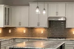 1096 Hollow Creek Ln, Kernersville, NC 27284 - Photo 5