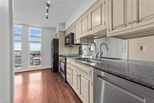 1101 N Elm St, Greensboro, NC 27401 - Photo 13