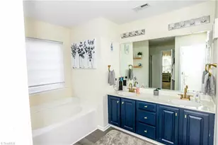 512 Walnut Crossing Dr, Whitsett, NC 27377 - Photo 37