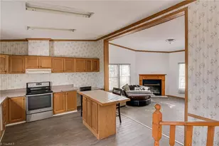 367 Wedgewood Dr, Lexington, NC 27292 - Photo 13