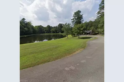 4524 W Millstone Drive, Burlington, NC 27215 - Photo 9