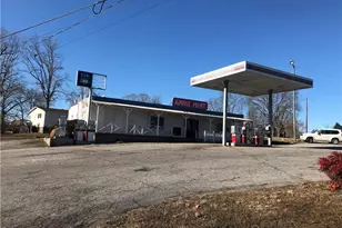 8172 Boone Trail, Purlear, NC 28665 - Photo 15