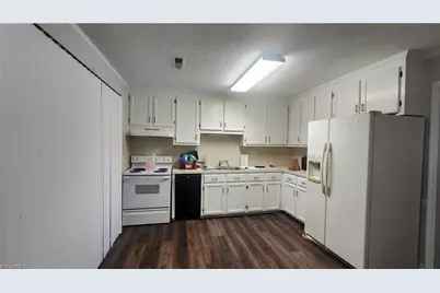 400 Vista Circle #B, Winston-Salem, NC 27106 - Photo 13