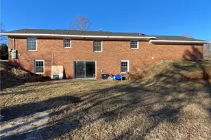 1520 & 1532 Edgewood Dr, Mount Airy, NC 27030 - Photo 5