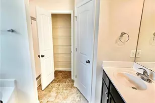 1936 Sinclair Trce, Burlington, NC 27215 - Photo 25