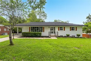 420 Collinwood Dr, Burlington, NC 27215 - Photo 1