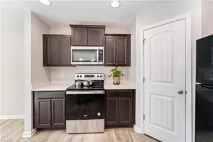 113 Red Plum Ln, Jamestown, NC 27282 - Photo 13