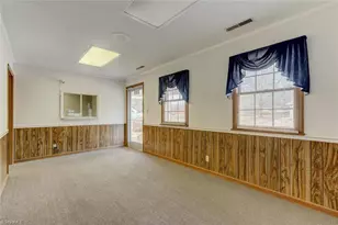 1203 Northup St, Reidsville, NC 27320 - Photo 15