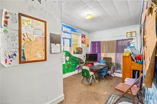 3806 Dawson Ave, Greensboro, NC 27401 - Photo 9