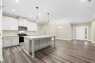 1985 Meadowview Dr, Graham, NC 27253 - Photo 3