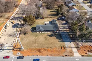 2116 Penny Rd, High Point, NC 27265 - Photo 13