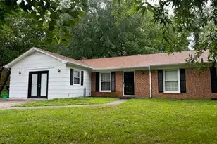 1906 Greenstone Pl, High Point, NC 27265 - Photo 3