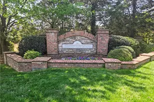 2844 St Giles Ct, High Point, NC 27262 - Photo 3