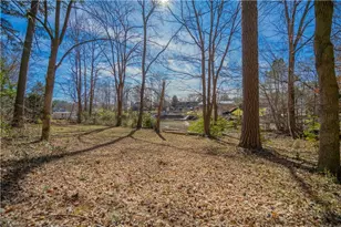 1026 Young Mill Rd, Lexington, NC 27292 - Photo 7