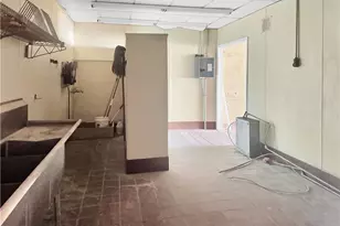 244 Main St, Mount Airy, NC 27030 - Photo 3