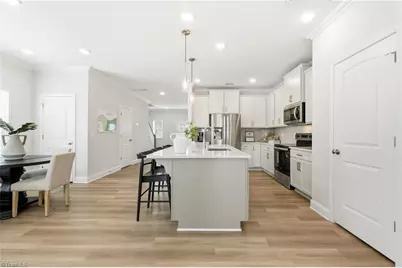 102 Oakdale Forest Lane, Jamestown, NC 27282 - Photo 9