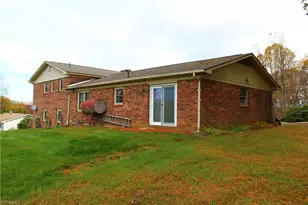 184 Deer Haven Rd, Sparta, NC 28675 - Photo 5