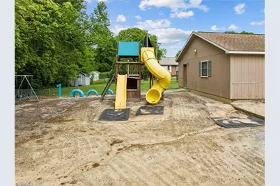 1501 Upland Drive, Greensboro, NC 27405 - Photo 43