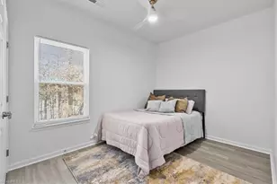 1327 Kirkman St, Greensboro, NC 27406 - Photo 13