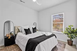 1327 Kirkman St, Greensboro, NC 27406 - Photo 11