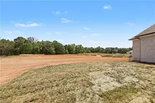 7126 Lions Gate Dr, Greensboro, NC 27455 - Photo 39