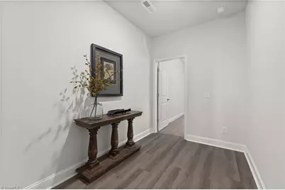 1729 University Drive #D1, Burlington, NC 27215 - Photo 3